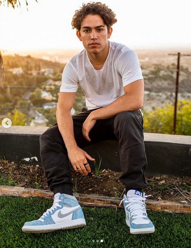 Kepolisian Corona mendapat konfirmasi bahwa Anthony Barajas meninggal pagi ini. Kami menyampaikan duka cita sedalam-dalamnya bagi keluarga dan kerabat yang ditinggalkan, demikian pernyataan dari Kepolisian Corona, Sabtu (31/7/2021). (Foto: Instagram/@itsanthonymichael)