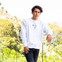 Seperti dikabarkan ABC7Chicago, Anthony Barajas dan Rylee Goodrich ditemukan dengan luka tembak oleh staf bioskop pada pukul 21.35 waktu setempat seusai menyaksikan film The Forever Purge, Senin (26/7/2021). Menurut seorang sumber, keduanya ditembak pada bagian kepala dengan teknik eksekusi. (Foto: Instagram/@itsanthonymichael)