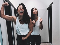 Agnez Mo dan Foto Persahabatannya dengan Greysia Polii yang Raih Medali Emas