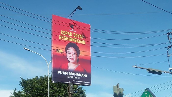 Baliho Puan Maharani yang dipasang anggota DPR Hendrawan Supratikno di Dapil Jateng X (Foto dikirimkan Hendrawan Supratikno).