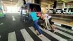 Curhat Sopir Angkot di Surabaya soal Kebijakan PPKM