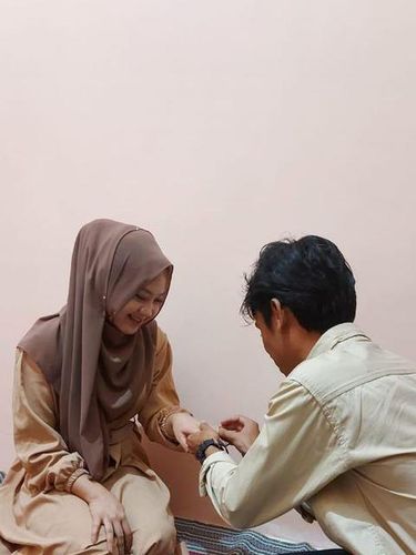 Foto pasangan viral Ayu witdianti dan Mhd. Khoirul Anwar.