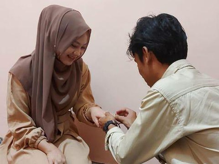 Foto pasangan viral Ayu witdianti dan Mhd. Khoirul Anwar. Foto pasangan viral Ayu witdianti dan Mhd. Khoirul Anwar.