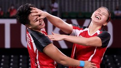 Momen Juara Greysia/Apriyani Juga Bikin Jantungan Liliyana Natsir Momen Juara Greysia/Apriyani Juga Bikin Jantungan Liliyana Natsir