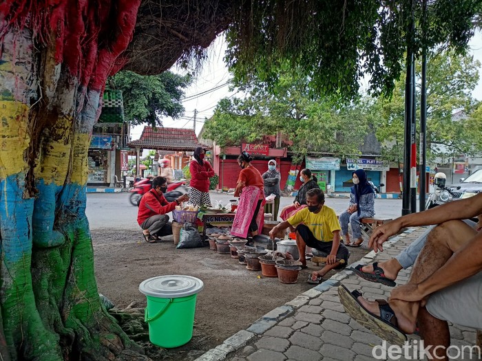 Nikmatnya Serabi Kuah Ponorogo Racikan Bibit Sejak 1991