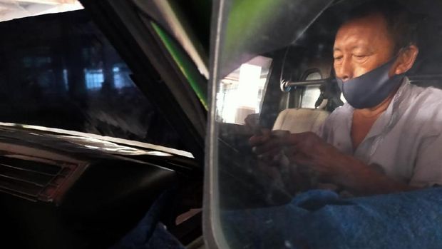 PPKM Level 4 berakhir hari ini. Kebijakan PPKM di tengah pandemi COVID-19 berdampak pada sektor transportasi.