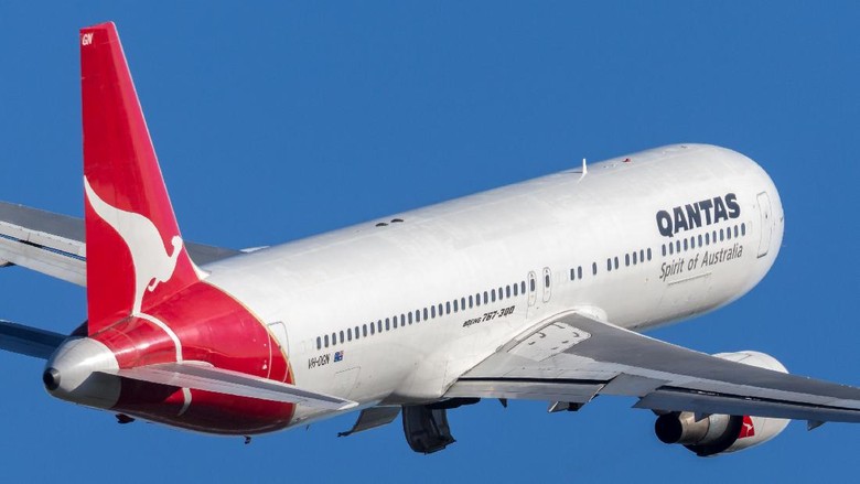 Qantas Sydney, Australia - May 5, 2014: Qantas Boeing 767 airliner taking off from Sydney Airport.