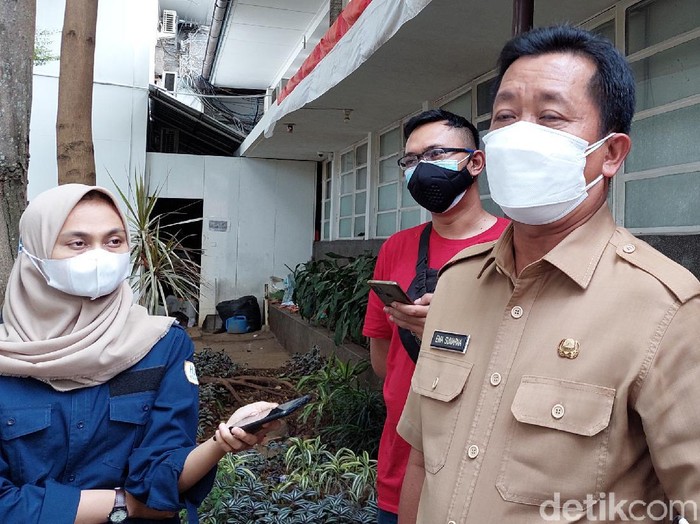 Sekda Bandung Ema Sumarna