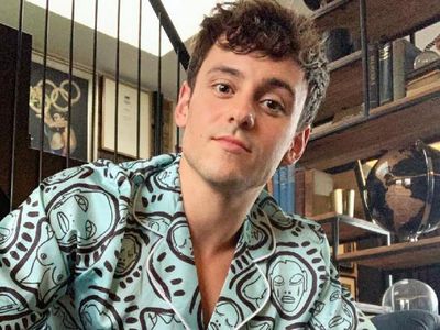 8 Fakta Tom Daley, Atlet Viral Nonton Lomba di Olimpiade Sambil Merajut