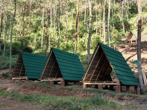 Manfaatkan Libur PPKM, Pengelola Gunung Telomoyo Bangun Wahana Baru