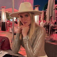 Sebagai seorang atlet, Alysha memang punya bentuk tubuh atletis yang dikagumi baik pria dan wanita. Ia pun pernah ditunjuk untuk menjadi model lingerie Agent Provocateur bersama sesama atlet Olimpiade lain di 2020. Foto: Instagram Alysha Newman