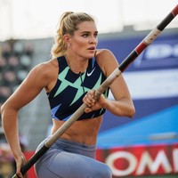 Alysha Newman adalah atlet Kanada yang ikut bertanding di Olimpiade Tokyo 2020. Alysha yang dikenal berpenampilan menawan ini pun mengejutkan banyak orang ketika memutuskan bergabung dengan situs dewasa. Foto: Instagram Alysha Newman