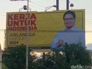 Partai Sebesar Golkar Kenalkan Ketum Lewat Baliho, Survei Membuktikan...