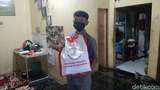 Bahagia Bocah Penjual Gorengan di Bogor Dapat Bantuan dari Jokowi