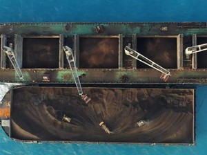 Harga Batu Bara Naik Bikin Kapal Angkut Kebanjiran Order
