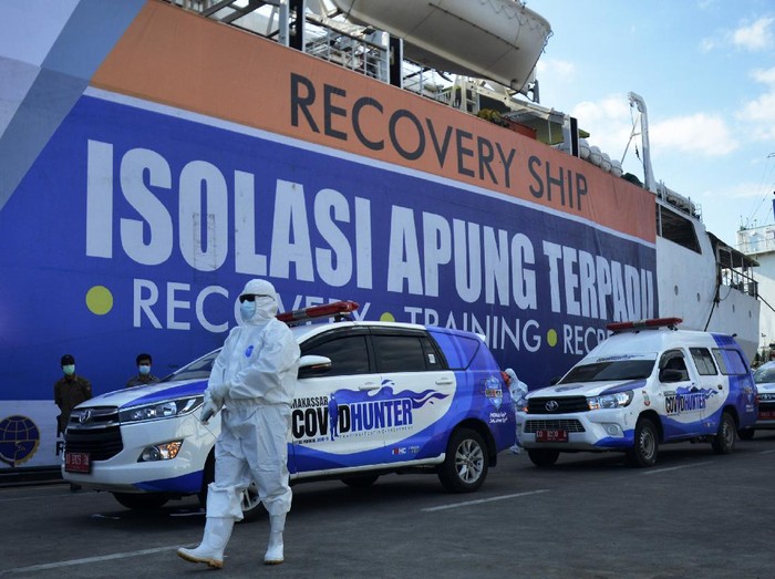 PT Pelni mengubah Kapal Laut Umsini sebagai tempat Isolasi Apung Terpadu untuk Pasien COVID-19. Kapal itu diketahui siap tampung pasien OTG COVID-19.