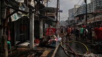 Diketahui, kebakaran terjadi di sebuah rumah warga di Jalan Karet, Pasar Baru Barat I, Karet Tengsin, Tanah Abang, Jakarta Pusat.  
