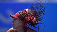 Tampaknya untuk Olimpiade 2020 kali ini gaya rambut yang paling populer untuk para atlit wanita bukanlah kuncir ekor kuda atau ponytail ataupun updo yang ketat, namun gaya rambut panjang kuncir yang dikepang kecil. AP/Seth Wenig