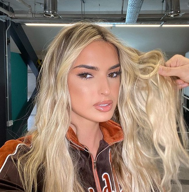 Aku mendapatkan 200 ancaman kematian setiap harinya. Aku tidak melebih-lebihkannya, ucapnya. Aku menerimanya setiap harinya. Aku bahkan masih mendapatkannya sampai sekarang, semuanya sampai hari ini, tambahnya. Foto: dok. Instagram