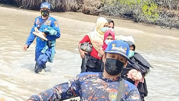 Sebanyak empat warga etnis Rohingya, Myanmar, diamankan saat akan pergi ke Malaysia secara ilegal (dok Istimewa)
