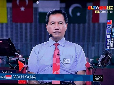 Wasit final bulutangkis Olimpiade 2020 nomor tunggal putri, Wahyana, berasal dari Gunungkidul, DIY, Indonesia.