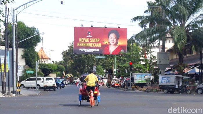 Baliho dan billboard Puan Maharani di Kota Solo, Rabu (4/8/2021).