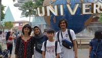 Di media sosial, potret kehangatan keluarga ini kerap tergambar dan tak jarang menuai pujian dari netizen. (Foto: Instagram)