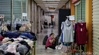 Selain itu pemerintah, telah menyiapkan regulasi terkait bantuan untuk Usaha Mikro Kecil (UMK) dan Pedagang Kaki Lima (PKL) warung sebesar Rp1,2 juta untuk 1 juta target penerima.