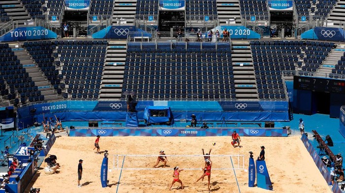 Heboh Tayangan Voli Pantai Wanita Olimpiade 2020 Diadukan ke KPI Salah satu cabor yang dipertandingkan di Olimpiade Tokyo adalah voli pantai wanita. Pertandingan yang disiarkan salah satu stasiun televisi di Indonesia itu diprotes salah satu penonton.