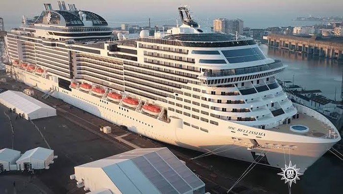 Kapal pesiar super MSC Bellissima pertama kalinya berlayar dari Pelabuhan Islam Jeddah. Panjang kapal ini lebih dari 3 lapangan sepakbola.