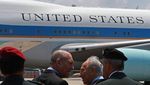 Intip Pesawat Kepresidenan AS yang Dicat Biru Sejak Era JFK