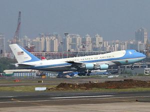 Joe Biden Menuju Bali, Kenapa Air Force One Warnanya Biru?