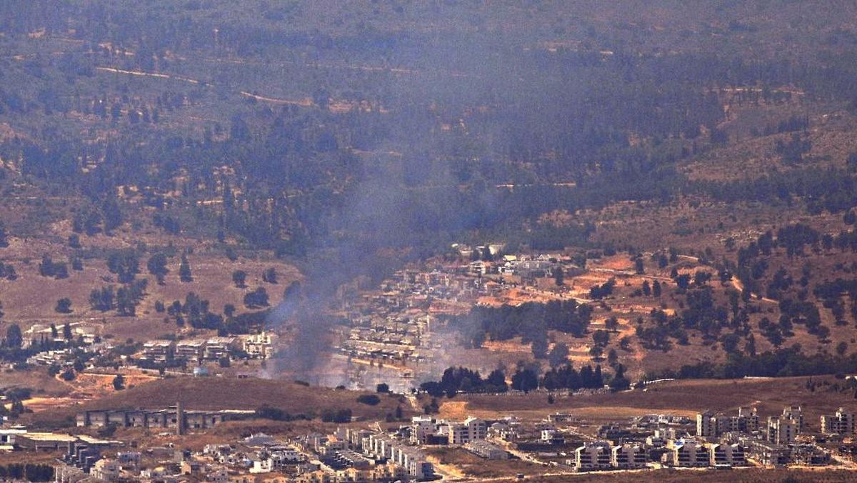 Israel Halau Rentetan Roket dari Lebanon, Terdengar Sirine dan Ledakan
