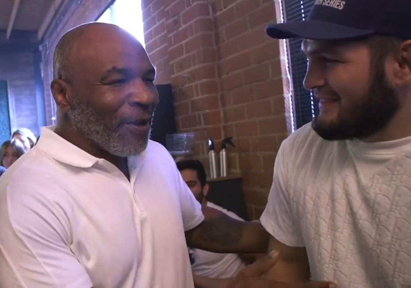 Khabib Nurmagomedov dan Mike Tyson