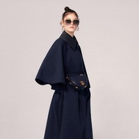 Inilah koleksi busana terbaru Fendi Resort 2022 karya desainer Kim Jones yang menggantikan Karl Lagerfeld. Foto: dok. Courtesy Fendi