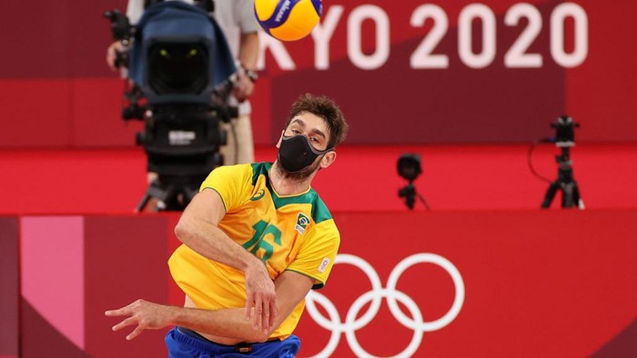 Lucas Saatkamp TOKYO, JAPAN - AUGUST 03: Lucas Saatkamp #16 of Team Brazil hits the ball against Team Japan during the Mens Quarterfinals volleyball on day eleven of the Tokyo 2020 Olympic Games at Ariake Arena on August 03, 2021 in Tokyo, Japan. (Photo by Toru Hanai/Getty Images)