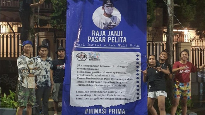 Mahasiswa beri Wali Kota Sukabumi gelar Raja Janji Pasar Pelita