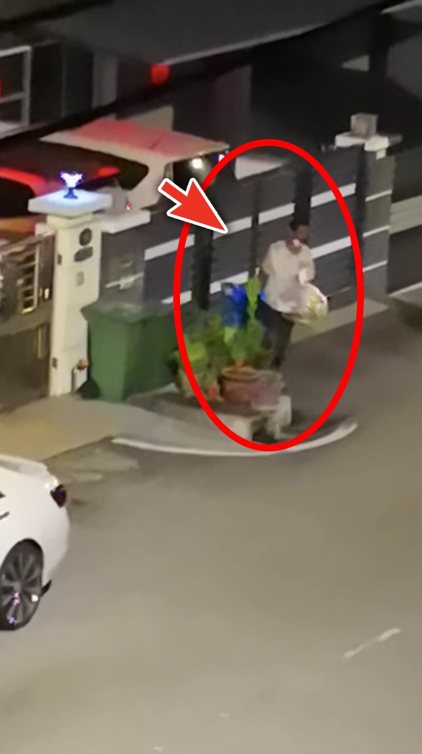 Miris! Pria Ini Diam-diam Bongkar Tempat Sampah demi Mencari Sisa Makanan