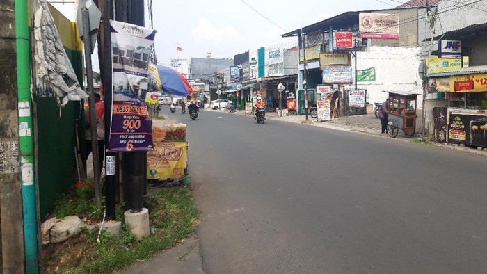 Jl Ceger Raya, Pondok Aren, Tangerang Selatan (Tangsel).