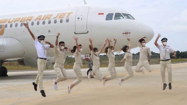 Super crew Super Air Jet.