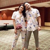 Di awal-awal pernikahan, keduanya kerap menampilkan kebersamaan dan kemesraan mereka di media sosial.  Foto: Instagram/ @tyasmirasih, @radsoe