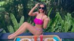 Widya, Aspri Seksi Hotman Paris Saat Menikmati Floating Breakfast