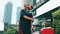 Kabar hubungan mereka sudah terdengar sejak tahun lalu. Foto: Instagram Adam Rosyadi