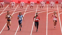 Pelari asal Iran, Fasihi Farzaneh, bertanding di babak penyisihan 100m putri di Olimpiade Tokyo 2020, pada tanggal 30 Juli 2021 lalu. Ryan Pierse/Getty Images.