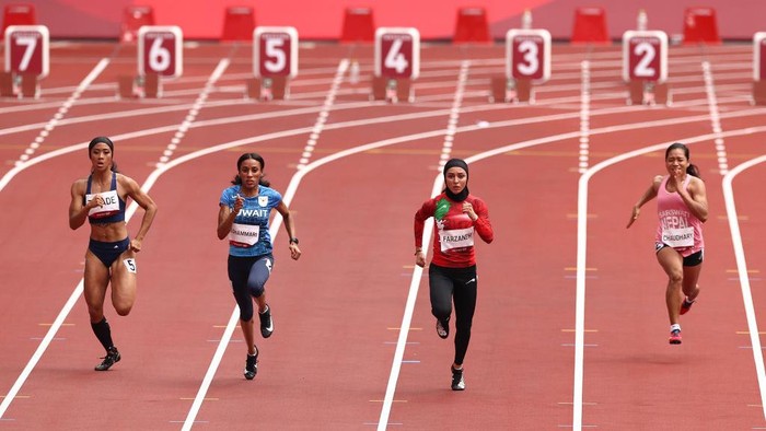 Iran merupakan salah satu negara yang ikut serta dalam Olimpiade Tokyo 2020. Penampilan para atlet wanita Iran di ajang itu sukses mencuri atensi publik dunia.