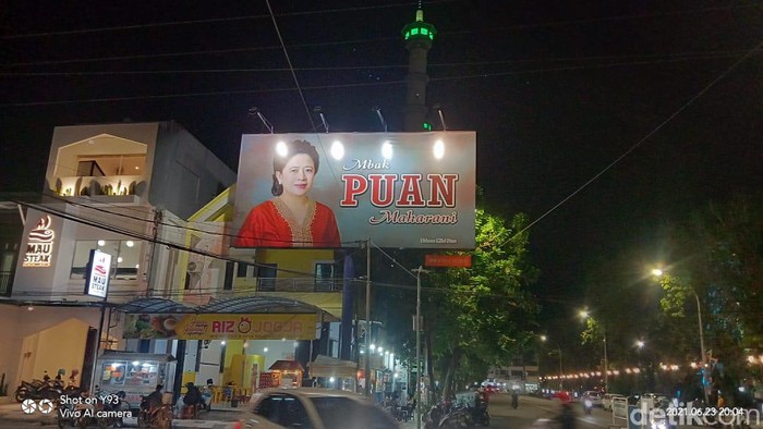 baliho puan maharani