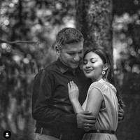 Keduanya mampu berpose mesra selayaknya sepasang kekasih. Filmnya sendiri memasangkan Ariel Tatum dan Gading Marten sebagai suami-istri. Foto: Instagram/@gadiiing, @nikytanjung