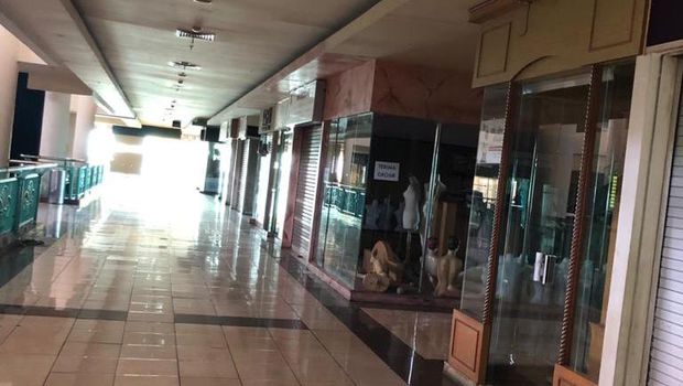 jembatan merah plaza (JMP) Surabaya