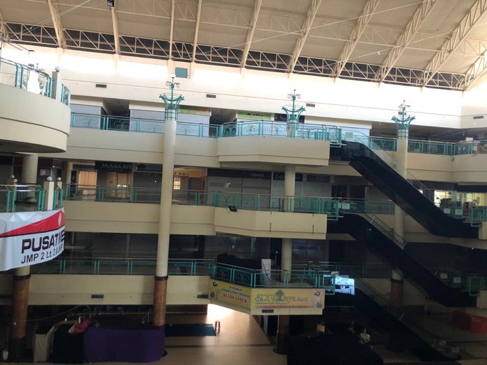 jembatan merah plaza (JMP) Surabaya