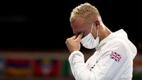 Arlen Lopez mengalahkan Whittaker dengan slit decision, yaitu empat dari lima juri memberikan kemenangan untuk Lopez. Hasil ini tidak terlepas dari aksi Lopez dalam mendominasi Whittaker sejak ronde pertama. Buda Mendes/Getty Images
